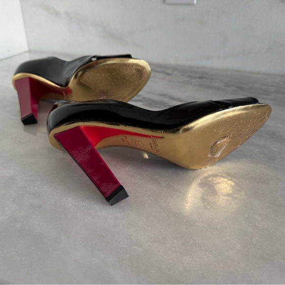 Jimmy Choo Black Patent Heels with Pink Accent & Gold Bottoms • 39 - Picture 7 of 9